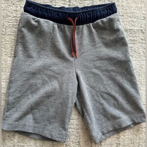 Cat & Jack grey shorts size 8/10